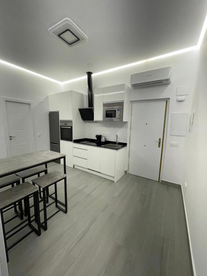 Suara Apartamentos 1 Madrid Exterior photo